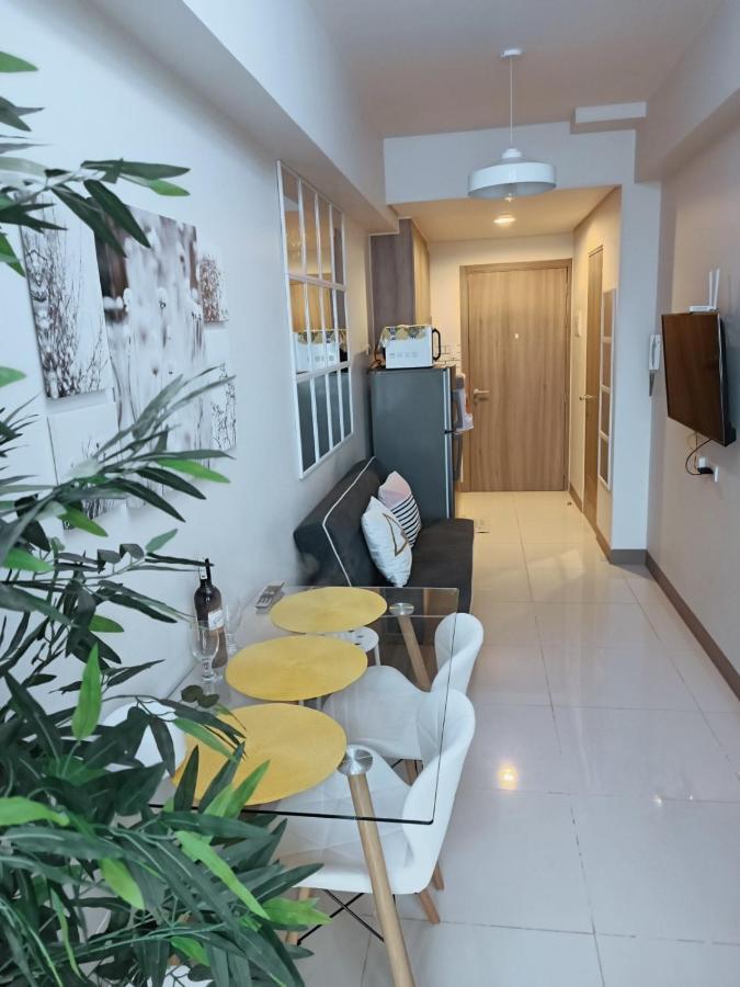 Smdc Coast Residences Near Picc World Trade Center Moa Pasay Exterior photo