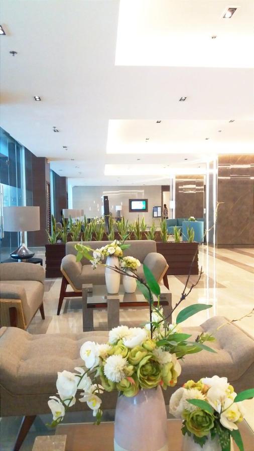 Smdc Coast Residences Near Picc World Trade Center Moa Pasay Exterior photo